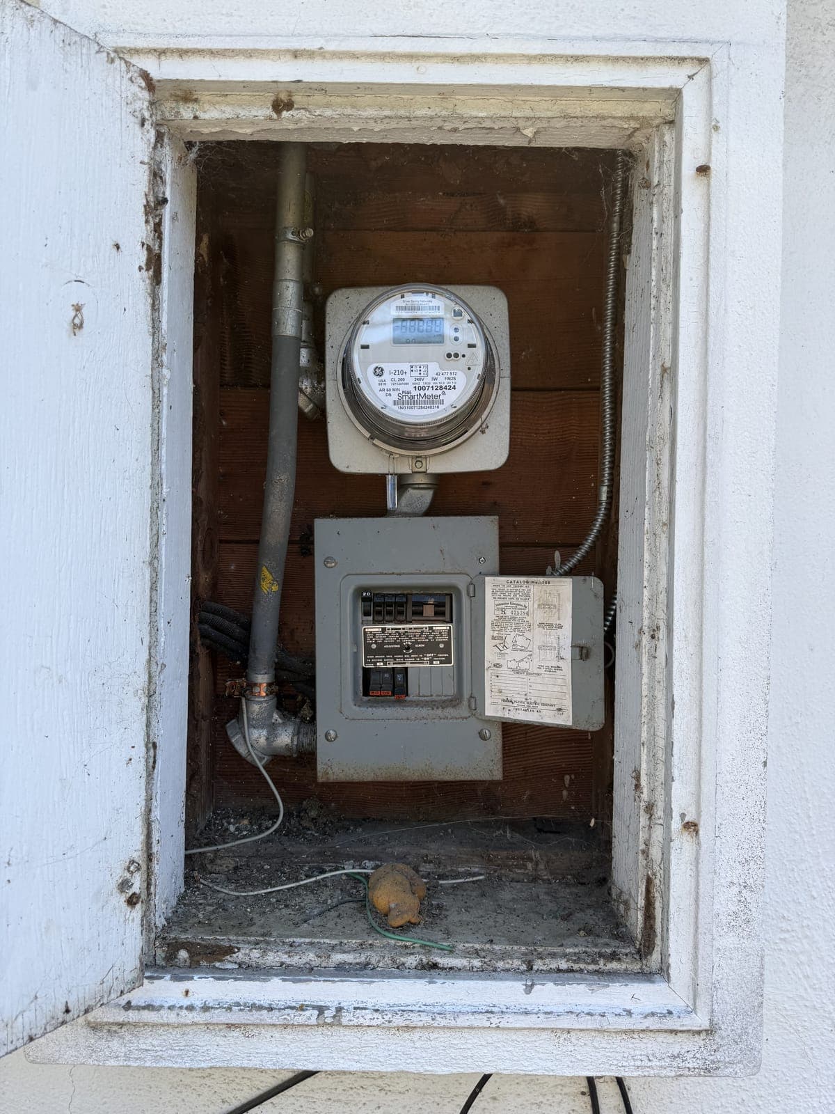Federal Pacific FPE panel before replacement in Milpitas